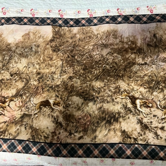 Worth Brand Equestrian Themed Scarf Table Runner - Picture 2 of 16